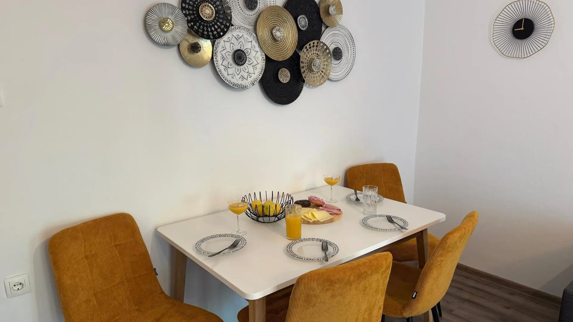 Apartments With A Parking Space Kostrena, Rijeka - 20958  Кострена